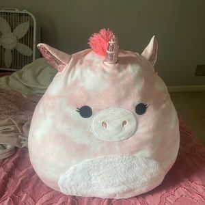 Unicorn Squishmallow
